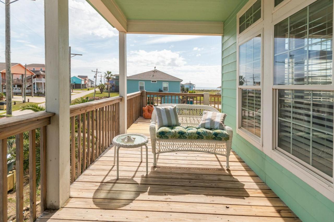 Steps To Beach Golf Cart About Time Beach Retreat Bolivar Peninsula المظهر الخارجي الصورة